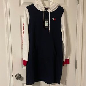 NWT- Womens Large Tommy Hilfiger Sweatshirt Dress